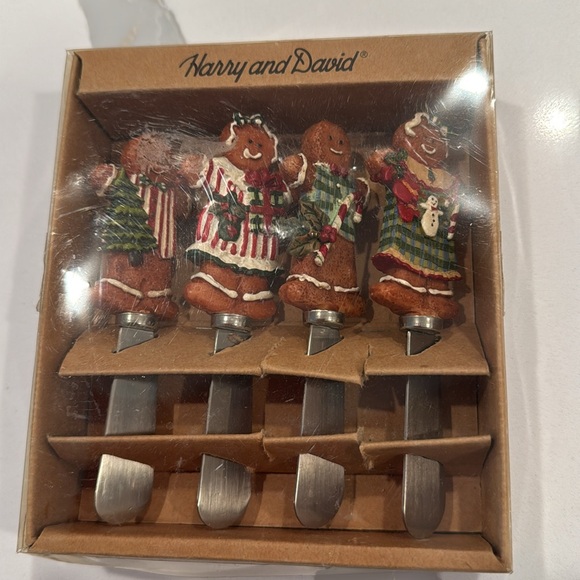4 gingerbread holiday spreaders - Picture 3 of 3